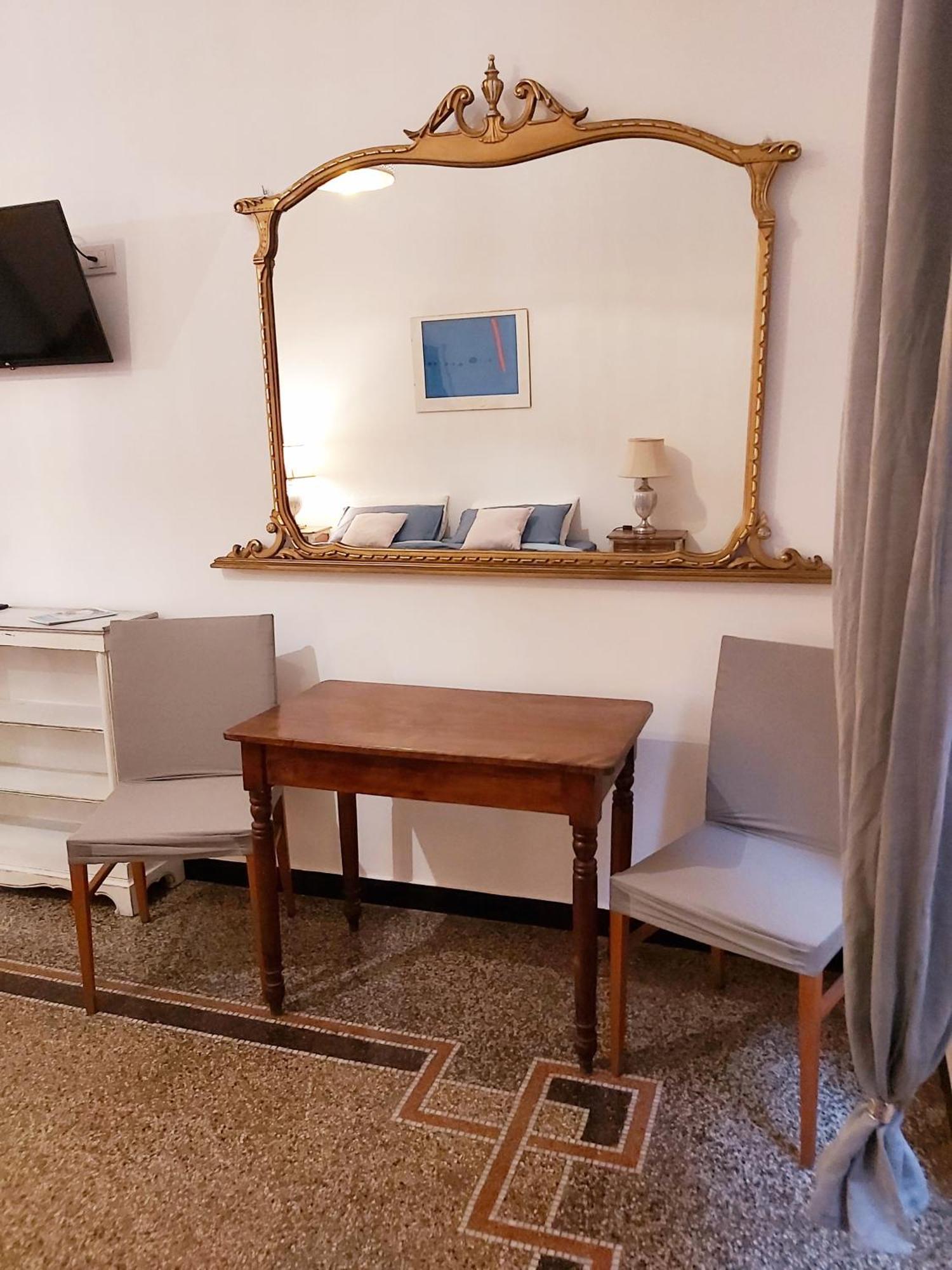 Central Chic Apartment เจนัว ภายนอก รูปภาพ