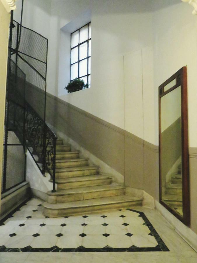 Central Chic Apartment เจนัว ภายนอก รูปภาพ