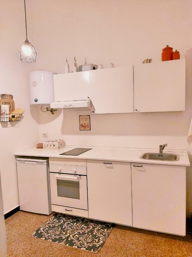 Central Chic Apartment เจนัว ภายนอก รูปภาพ